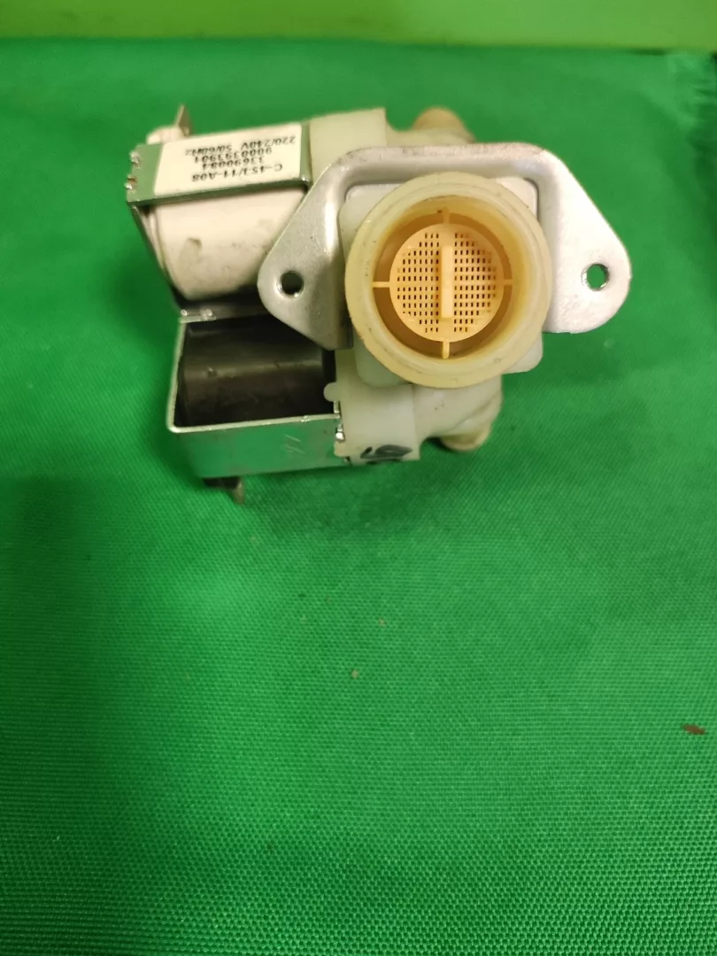 Клапан тройной Bosch 9000393901 контакты