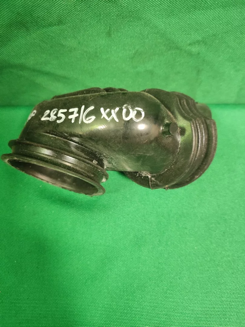 2818440200
