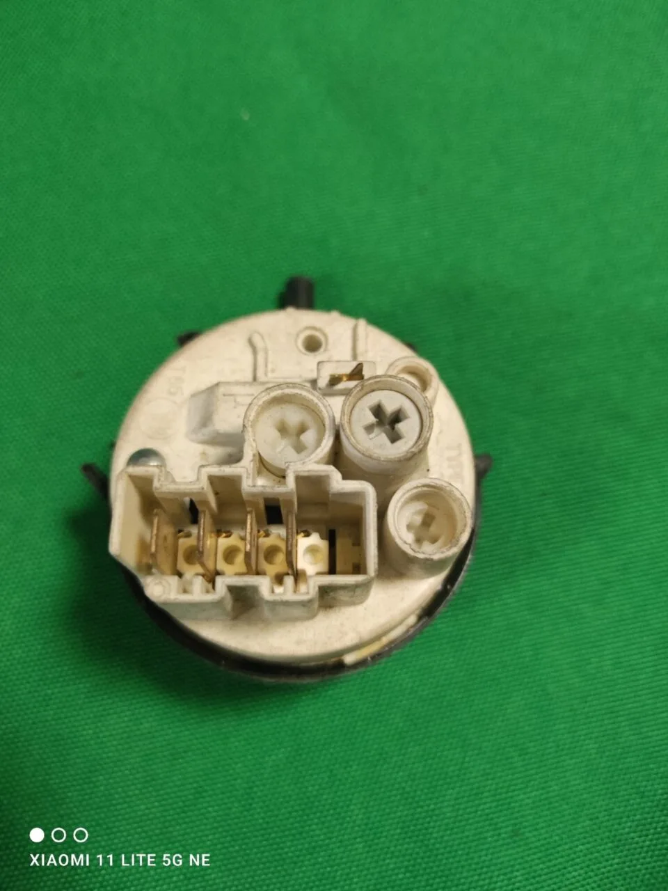 Прессостат Ariston 160017458.00