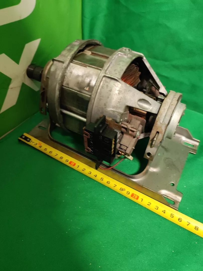 Двигатель Bosch Brandt BT76801 -6 контактов