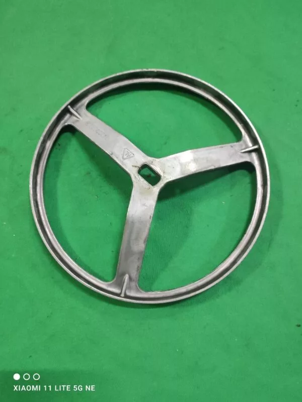 Шкив Indesit 174000703