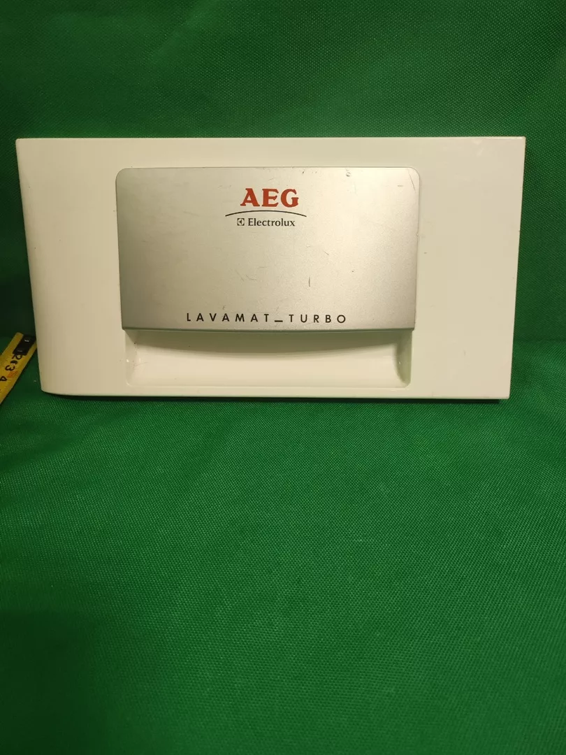 Панель порошкоприемника AEG 132238100