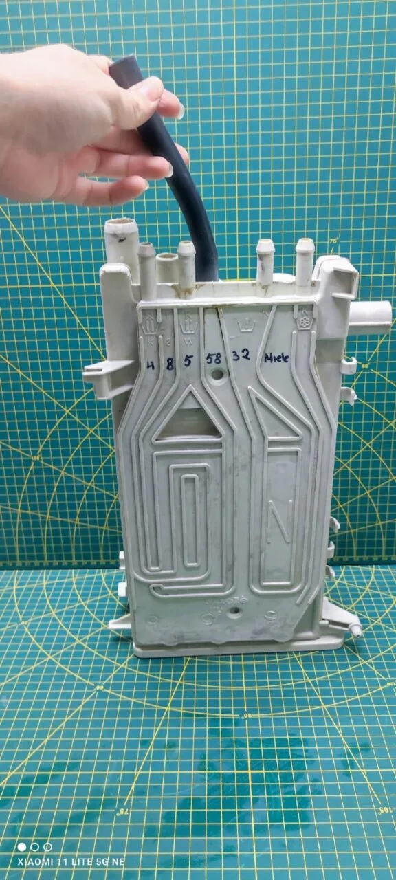 Бункер порошкоприемника Miele 4855832