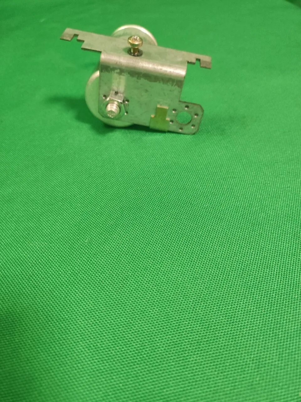 Сетевой фильтр Bosch 3067012AA6 (AA8)-16A