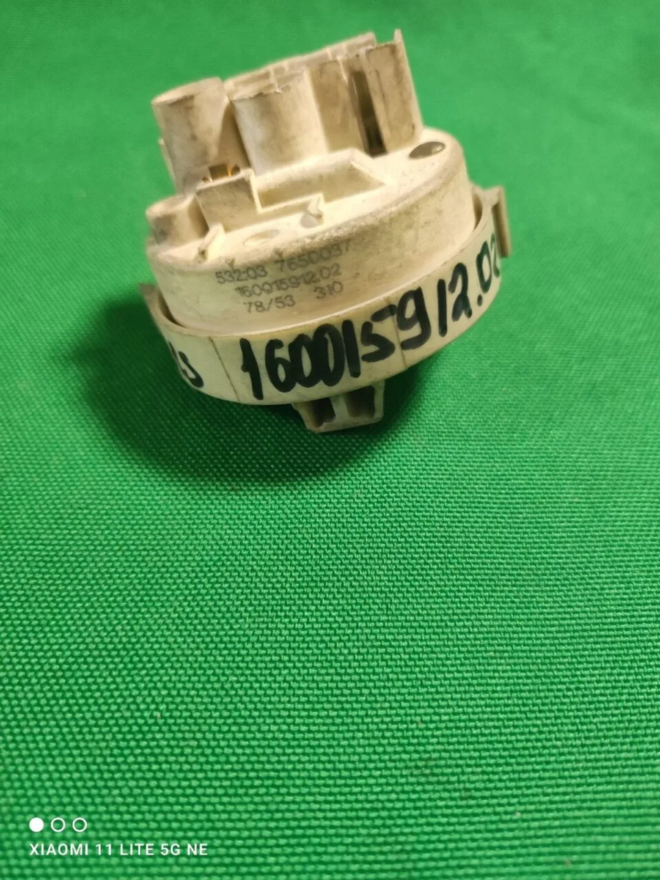 uKFFUWcVSAQ Прессостат Ariston 160015912.02