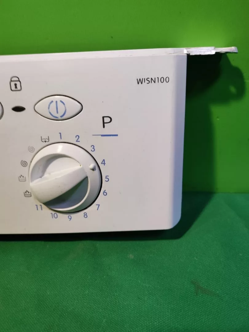 Панель управления для стиральной машины Indesit Wisn100