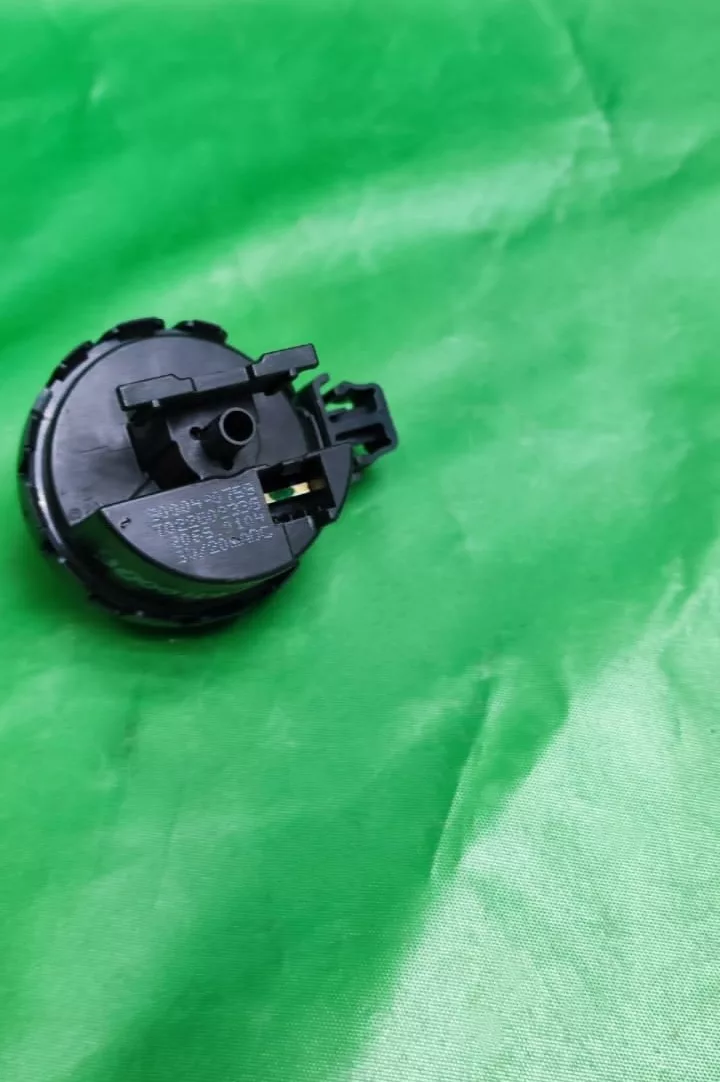 Прессостат Bosch 9000490759