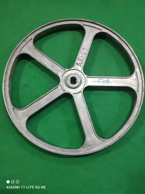 Шкив Indesit 17400598