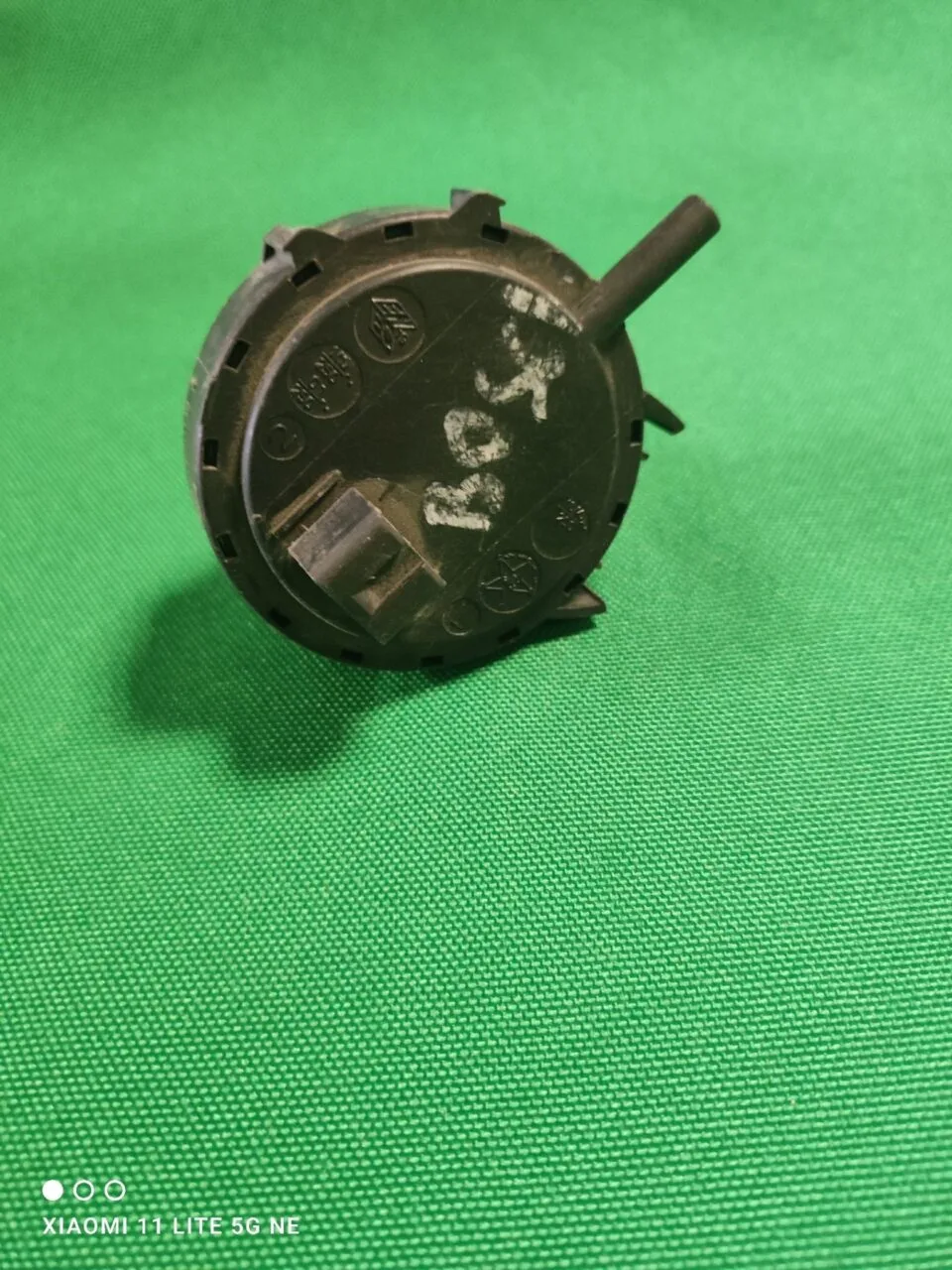 Прессостат Bosch 16060008101