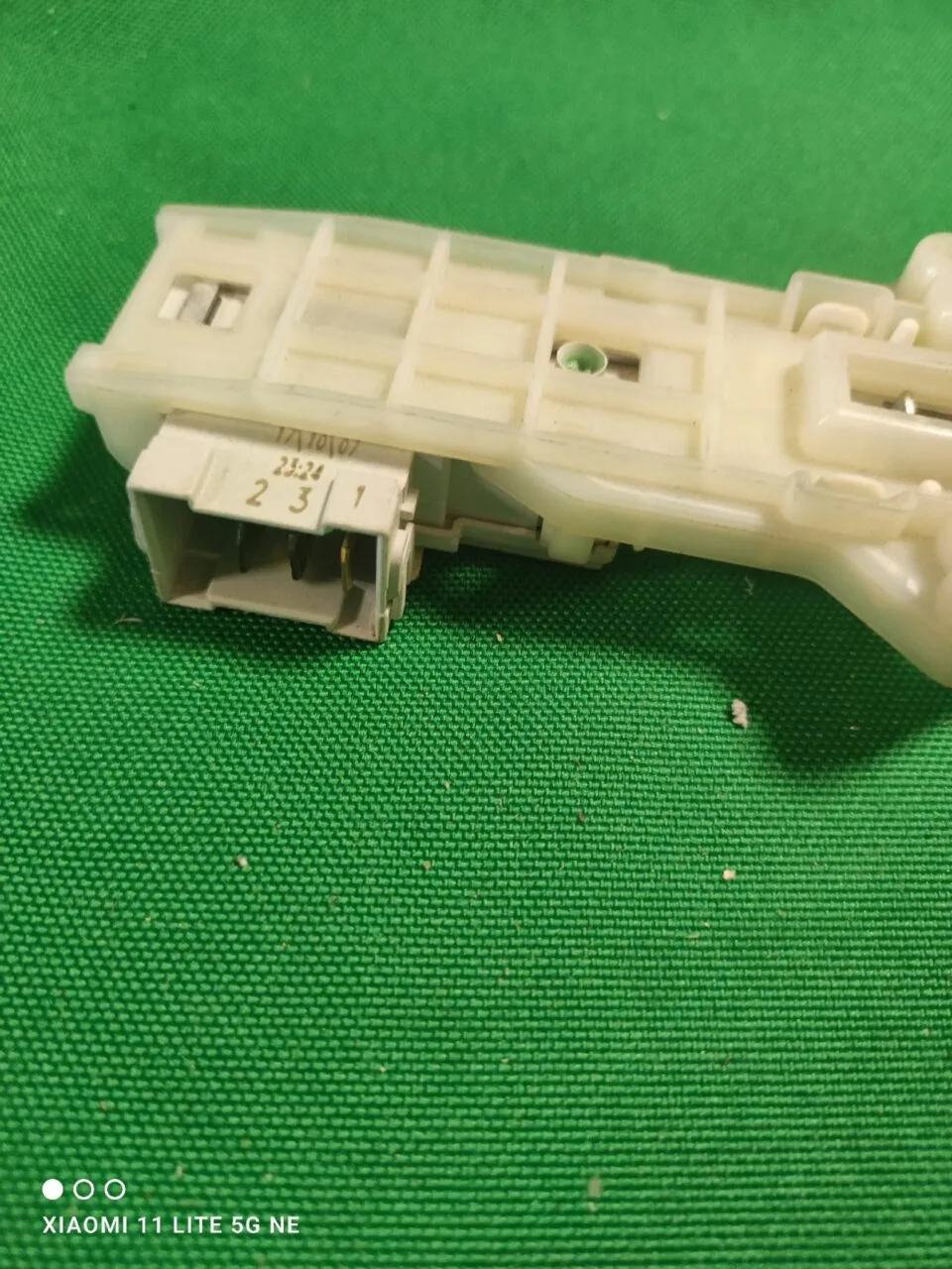Замок люка (УБЛ) LG 6601er1005c 6601en1003d