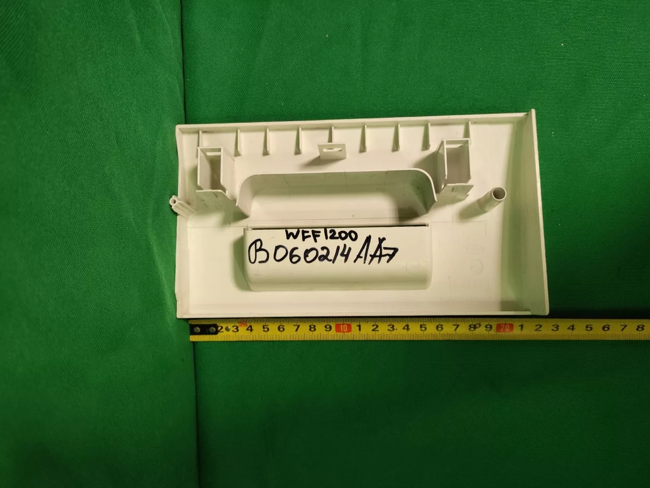 Панель порошкоприемника Bosch WFF-1200 B060214AA7