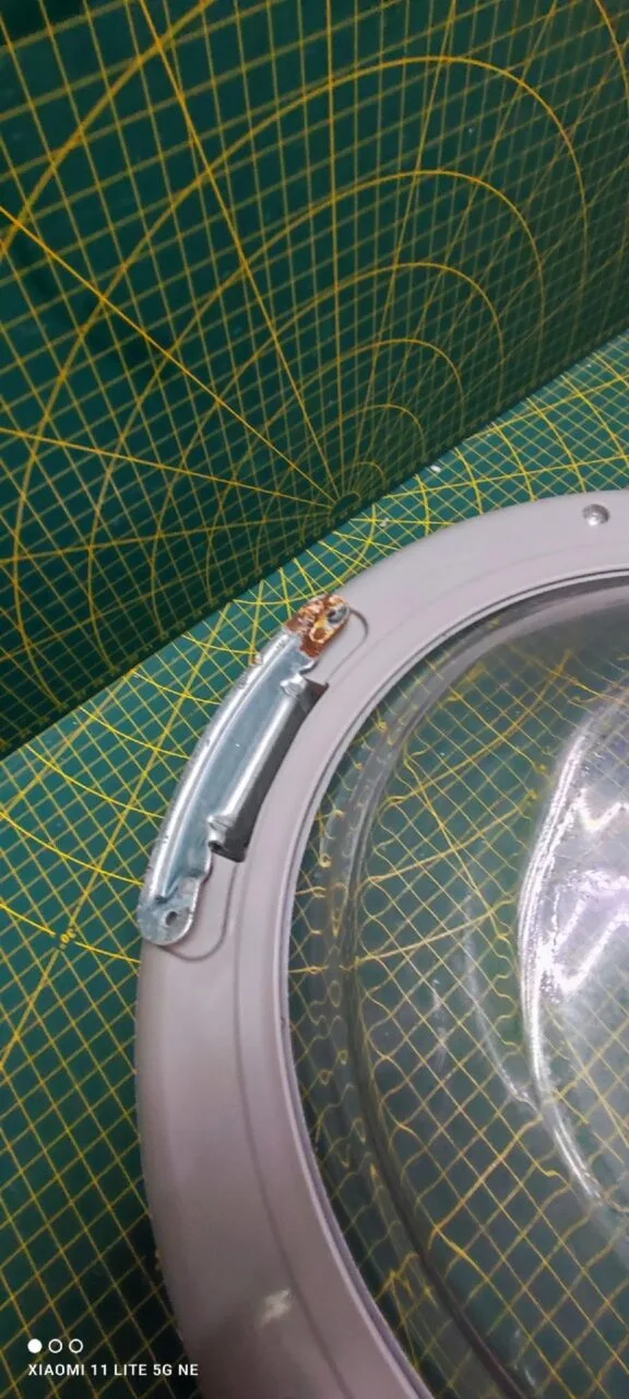 Люк Electrolux L808916