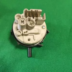 Прессостат Bosch 37650043
