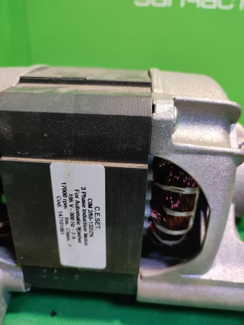 Двигатель Electrolux Ceset 147101001 -5 контактов инвертор