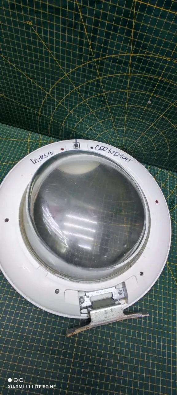 Люк Indesit C00WD104T с двойным стеклом