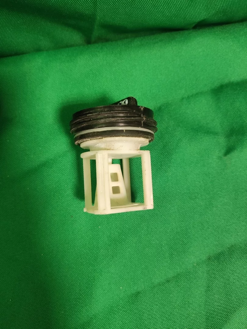 Сливной фильтр Samsung DC63-00743A для стиральной машины Сливной фильтр Samsung DC63-00743A для стиральной машины