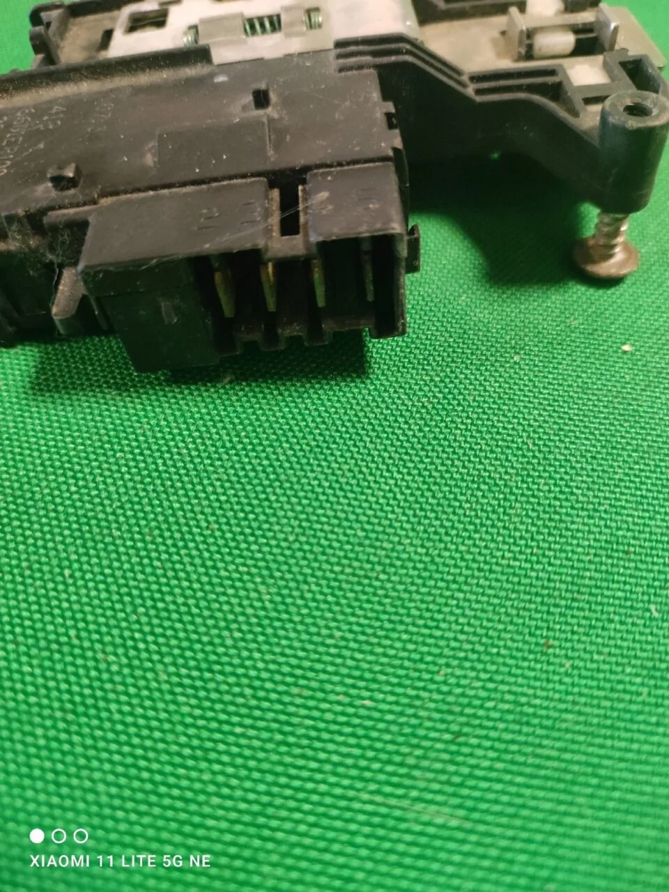 Замок люка (УБЛ) LG 6601er1004D