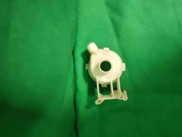 Улитка сливного насоса Ariston C00373082