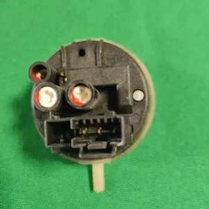 Прессостат Ariston 16002679000