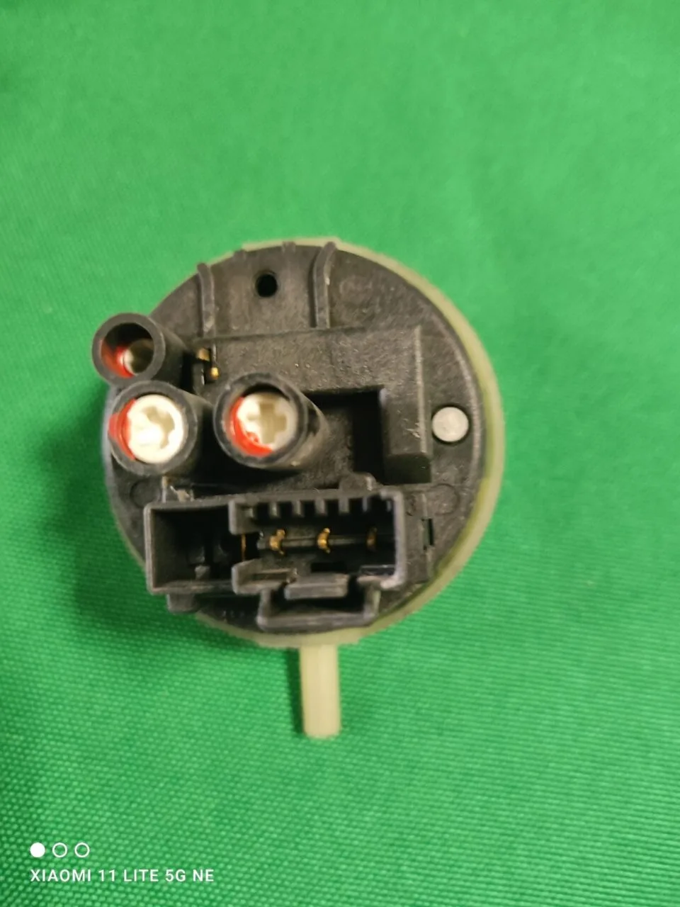 Прессостат Ariston 16002679000