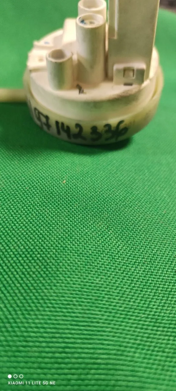 Прессостат Whirlpool 46197142336