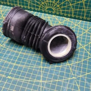 Патрубок Bosch 368862