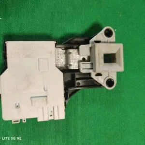 Замок люка (УБЛ) Electrolux 132441800