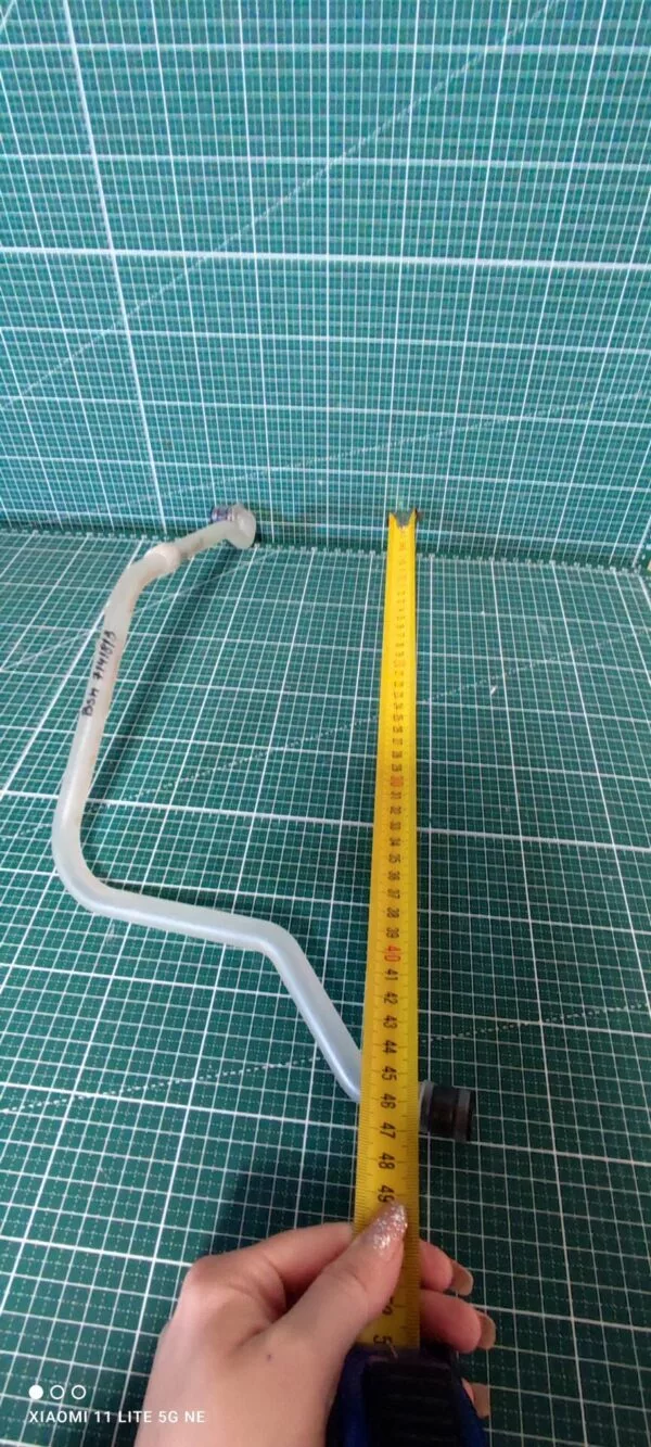 Пластиковый патрубок Bosch 714813