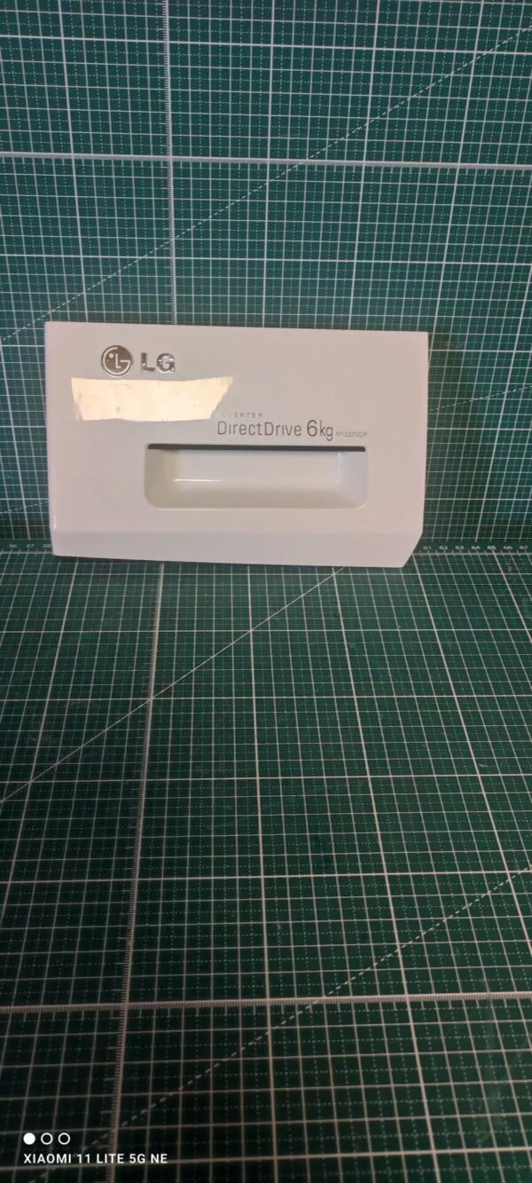 Панель порошкоприемника LG M1222NDR