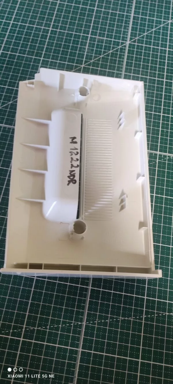 Панель порошкоприемника LG M1222NDR