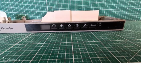 Панель Electrolux ESL 4550RO 45см.