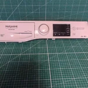 Панель Ariston RST 602 с дефектом пластика