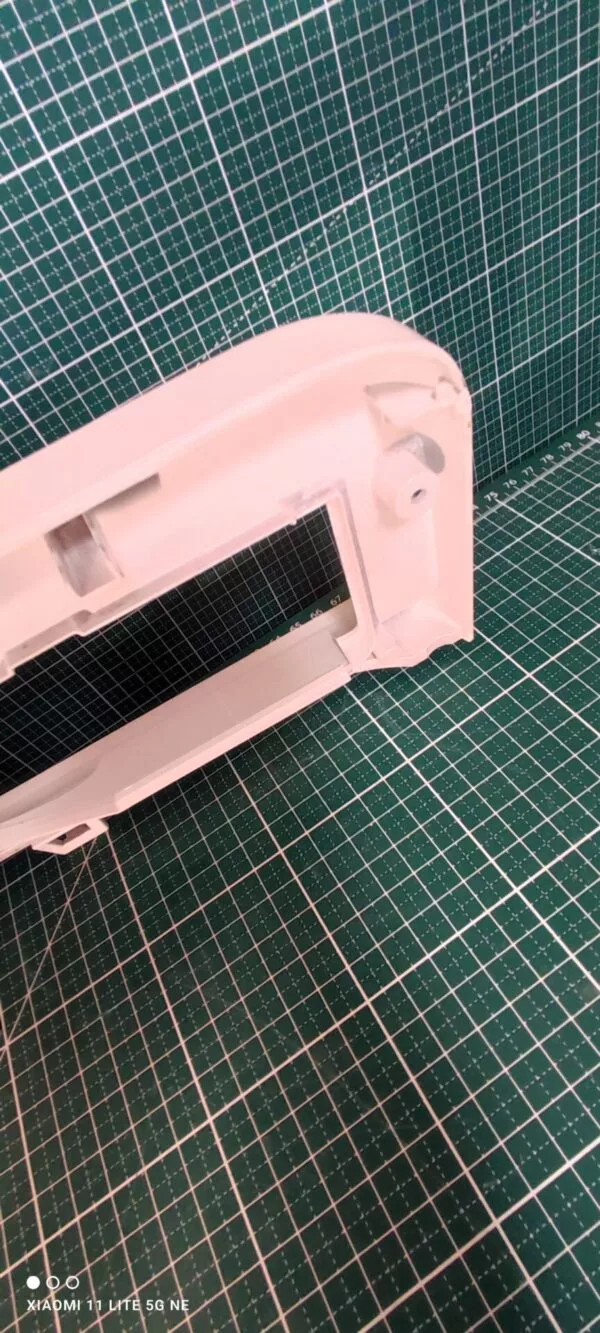 Панель Indesit BWSA 51051 с дефектом пластика