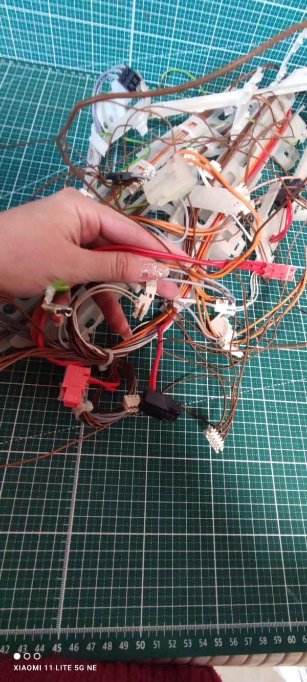 Проводка Bosch WAS 24743OE