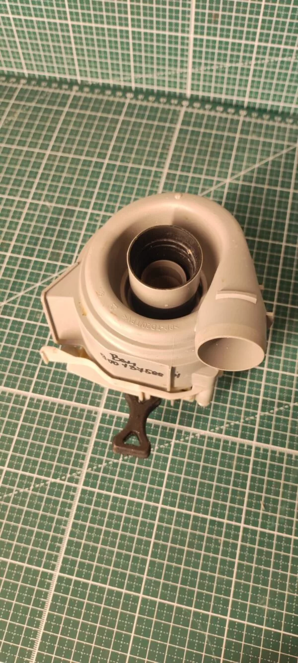 Рециркуляционный насос Bosch 9001375884