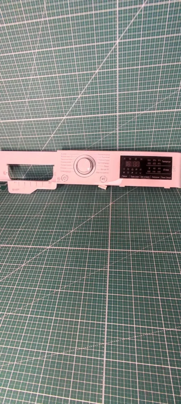 Панель LG F12U2HDN0