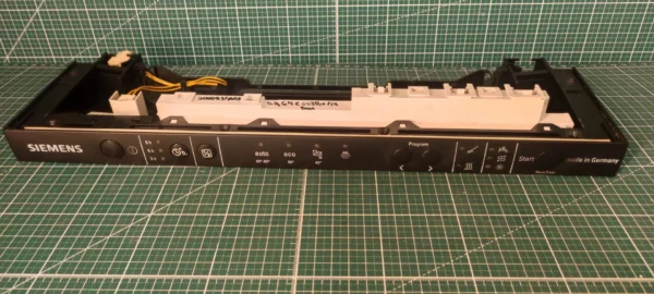 Панель Bosch 9000934650-SR64E003RU/17