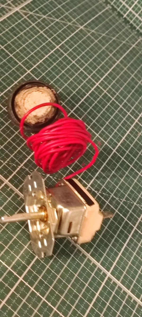 Датчик температуры Electrolux 12458072/1