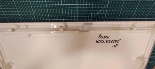 Верхняя крышка Bosch 9000931805 сер. для см