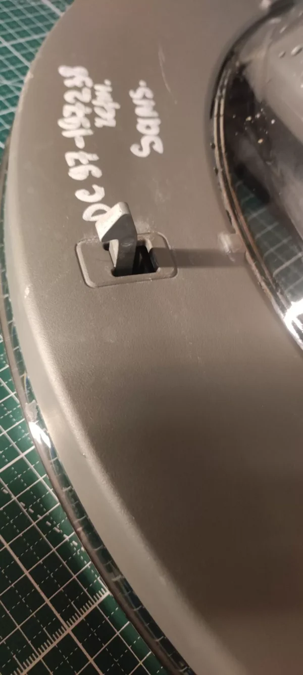 Люк Samsung DC97-197238a черный