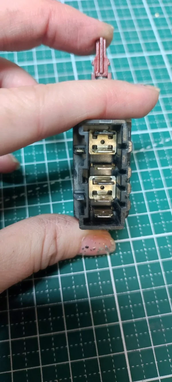 Сетевая кнопка Electrolux 54080220353