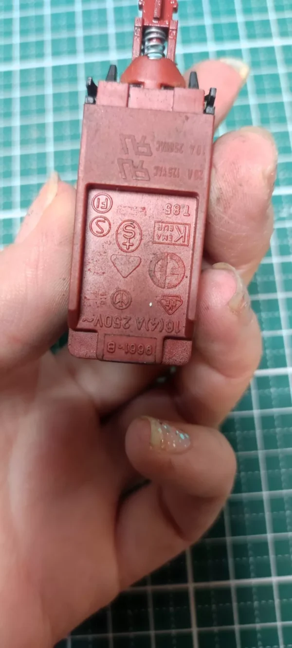 Сетевая кнопка Electrolux 54080220353