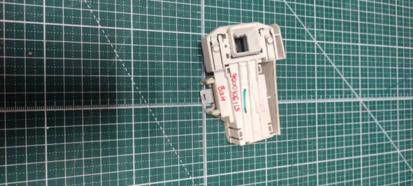 Устройство блокировки люка (УБЛ) Bosch 9000106113
