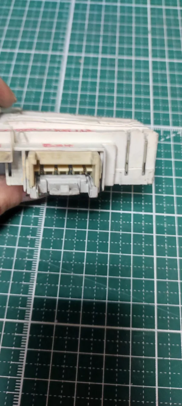 Устройство блокировки люка (УБЛ) Bosch 9000106113