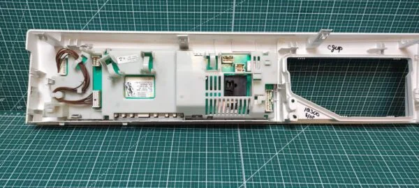 Модуль Siemens IQ300 с дефектом без проводки