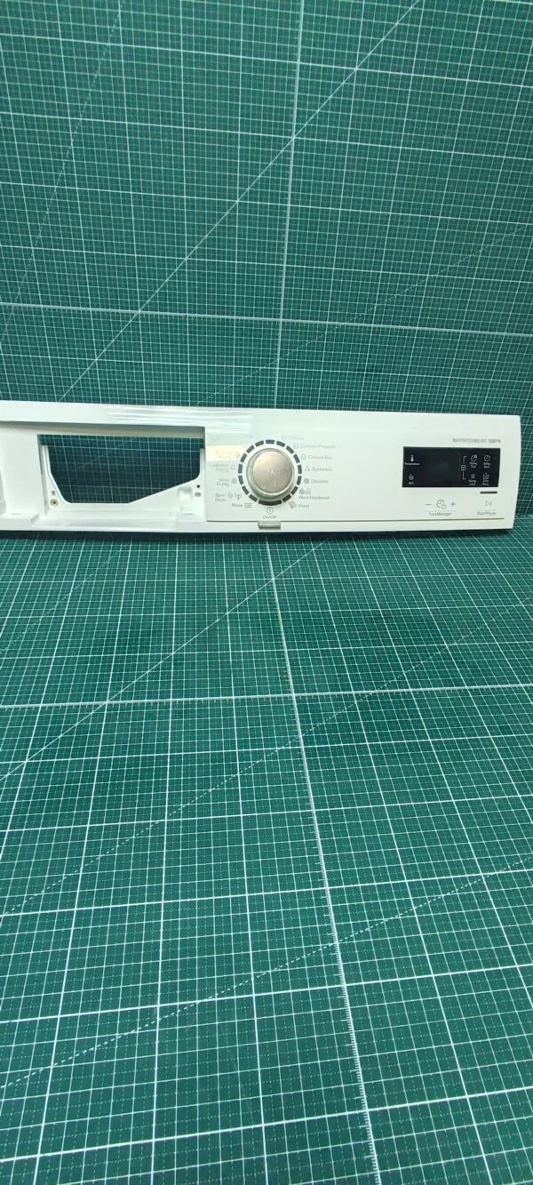 Панель Electrolux EWW 1686HDW-136007623 A