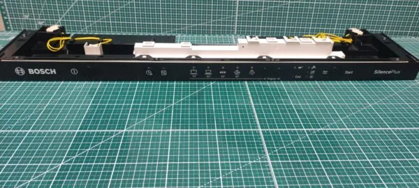 Панель Bosch SMV05E50RU-9000693404 для пмм 60см.