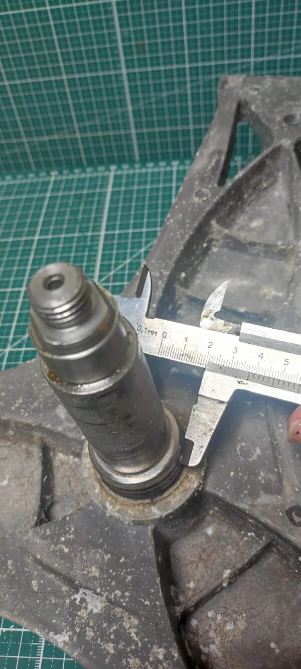 Крестовина Bosch 9000651148 11см. вал