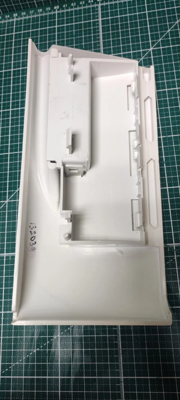 Панель порошкопримника Zanussi 132039200-5кг.