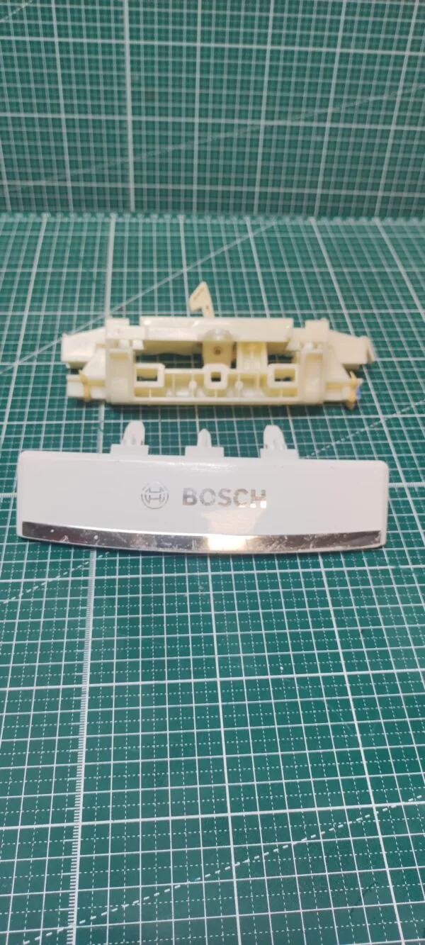 Ручка в сборе Bosch 0053906 вертикальная загрузка